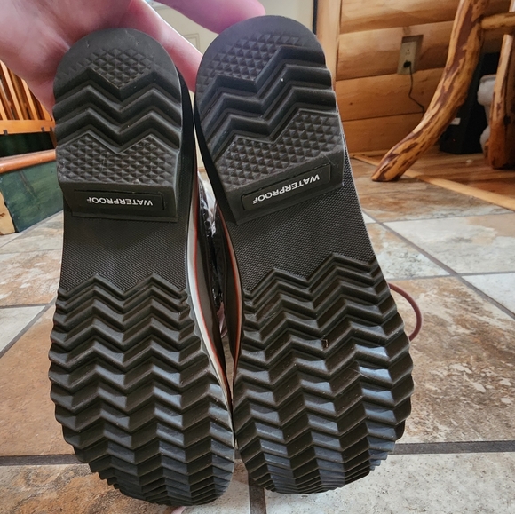 Joan of Arctic Sorel Boots Size 7 - Picture 7 of 7